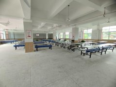 学校食堂