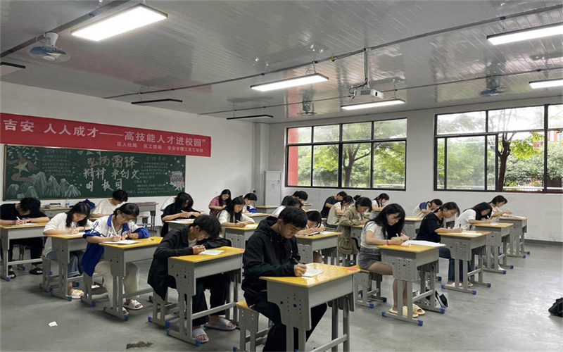 墨韵未止 匠心长青—我校举办第三届硬笔书法